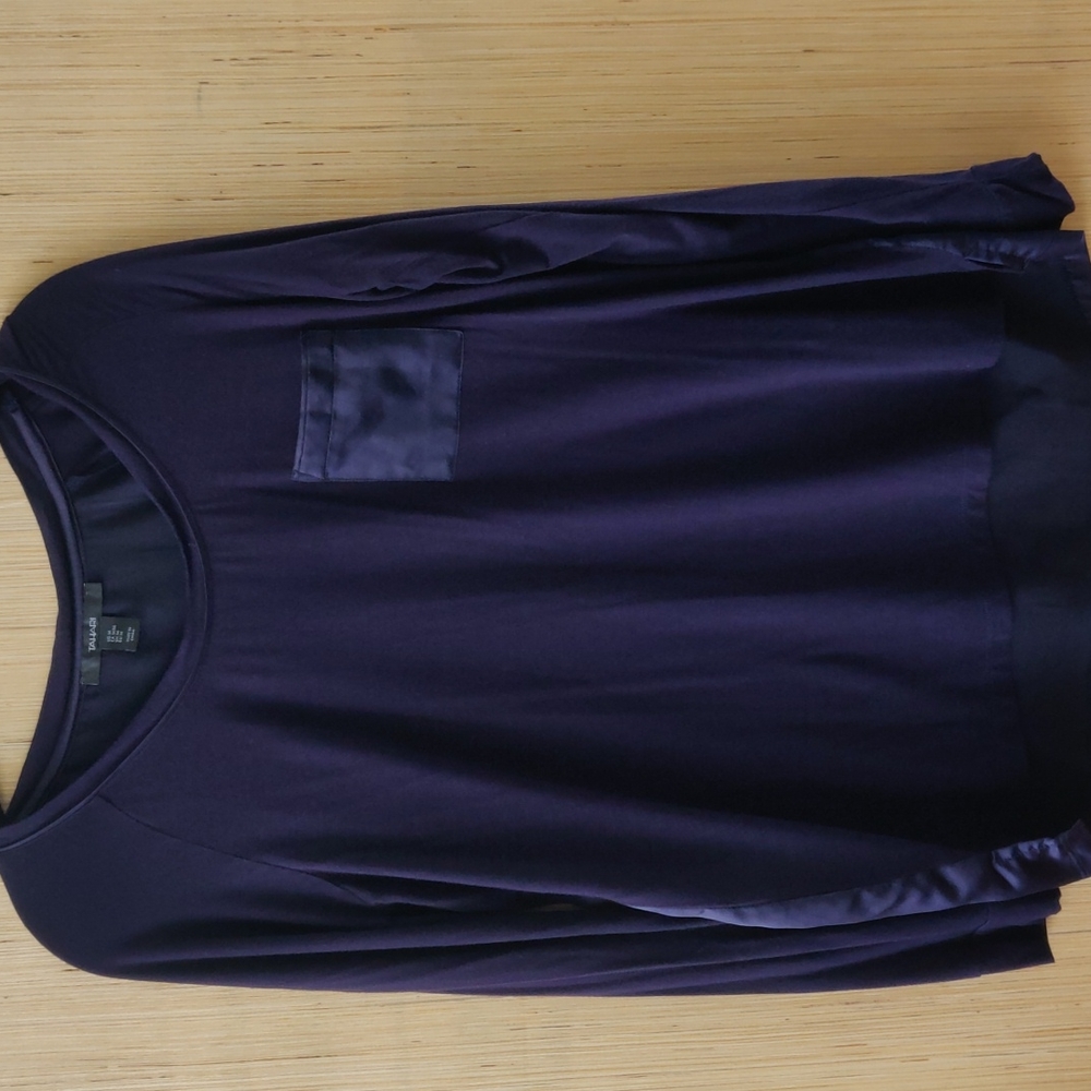 Tahari pocket tee